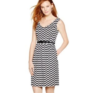 LIKE NEW BHWM Chevron dress - Fully Lined